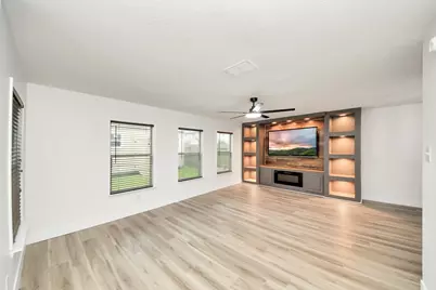 1910 Fallow Lane, Houston, TX 77049 - Photo 11