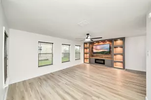 1910 Fallow Ln, Houston, TX 77049 - Photo 11