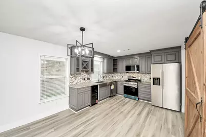 1910 Fallow Lane, Houston, TX 77049 - Photo 5