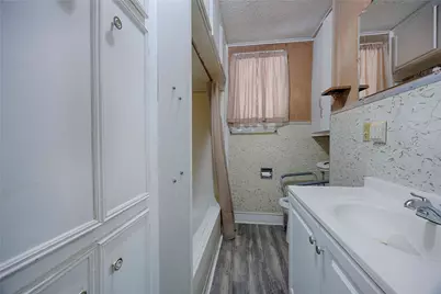 705 Baumgarten Street, Schulenburg, TX 78956 - Photo 19