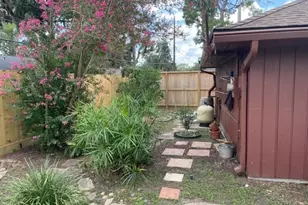 2310 Brooktree Dr, Houston, TX 77008 - Photo 37