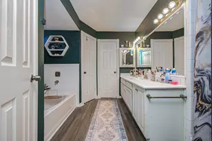 4243 Meadowchase Ln, Houston, TX 77014 - Photo 15