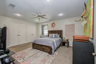 4243 Meadowchase Ln, Houston, TX 77014 - Photo 17