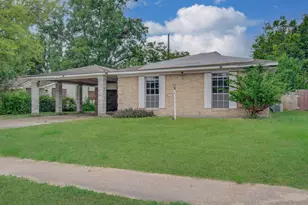 1314 Mosher Ln, Houston, TX 77088 - Photo 3