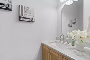 5803 Manning Hollow Ln, Sugar Land, TX 77479 - Photo 19