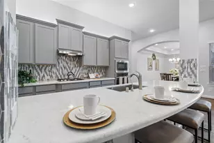 5803 Manning Hollow Ln, Sugar Land, TX 77479 - Photo 9