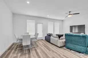 3227 Creston Gate Dr, Houston, TX 77047 - Photo 5