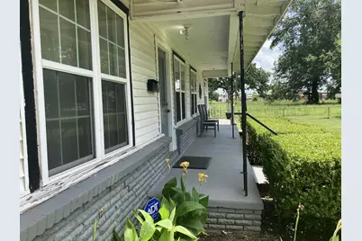 1305 E Goliad Avenue, Crockett, TX 75835 - Photo 1