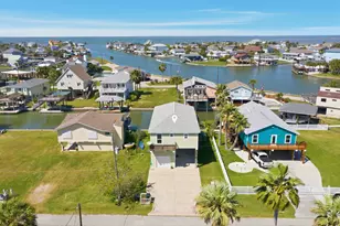 16606 Curlew Rd, Jamaica Beach, TX 77554 - Photo 21