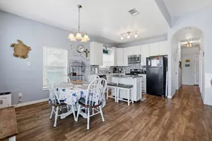 16606 Curlew Rd, Jamaica Beach, TX 77554 - Photo 7