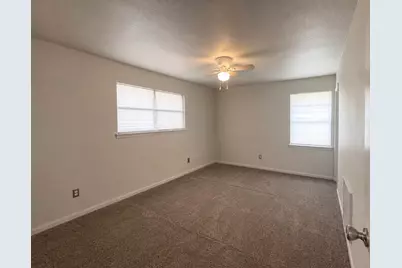 7603 Grape St, Houston, TX 77074 - Photo 15