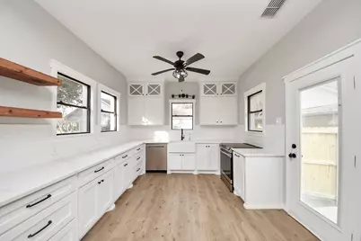 1507 Brooks Avenue, Rosenberg, TX 77471 - Photo 11