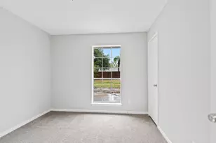 125 Bastrop St, Angleton, TX 77515 - Photo 13