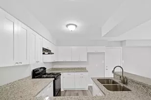 125 Bastrop St, Angleton, TX 77515 - Photo 9