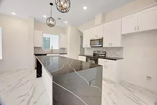 5908 St Augustine St A St, Houston, TX 77021 - Photo 11