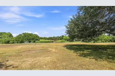 3447 Azalea Street, Brenham, TX 77833 - Photo 5