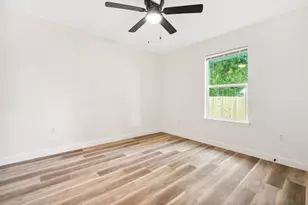 6321 Joe Louis Ln, Houston, TX 77091 - Photo 17