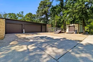 146 Billandrea Ln, Panorama Village, TX 77304 - Photo 35