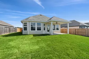 110 Spring Rose Dr, Magnolia, TX 77354 - Photo 7