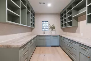 1205 Tall Pines Dr, Friendswood, TX 77546 - Photo 39