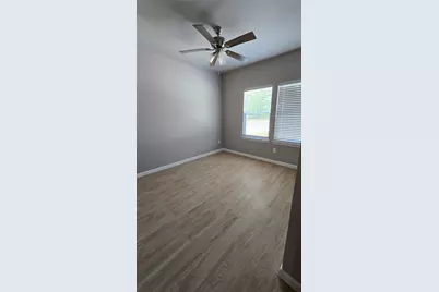 531 Gordy Road, Bacliff, TX 77518 - Photo 9