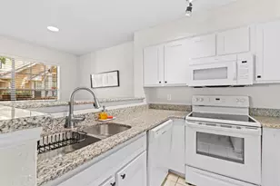 2300 Old Spanish Trail, Houston, TX 77054 - Photo 31