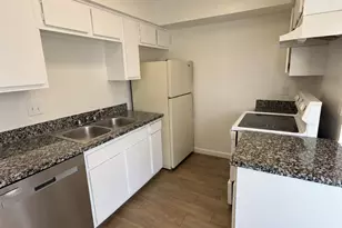 6200 W Tidwell Rd, Houston, TX 77092 - Photo 3