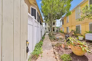 611 Church St, Galveston, TX 77550 - Photo 33