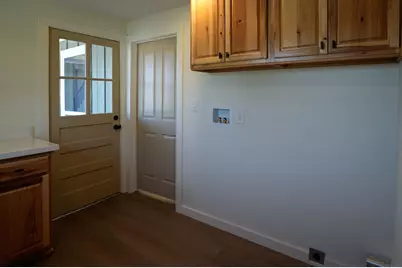 5688 Falke-Heinrich Rd, Schulenburg, TX 78956 - Photo 13