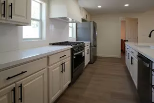 5688 Falke-Heinrich Rd, Schulenburg, TX 78956 - Photo 17