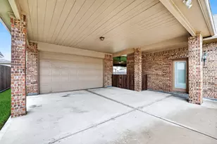 2502 Grey Kirby Dr, League City, TX 77573 - Photo 5