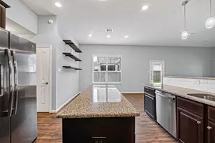2502 Grey Kirby Dr, League City, TX 77573 - Photo 19