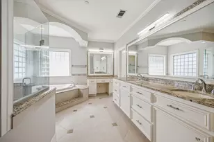 5311 Patrick Henry St, Bellaire, TX 77401 - Photo 19