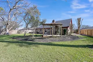 6614 Vialinda Dr, Houston, TX 77083 - Photo 25