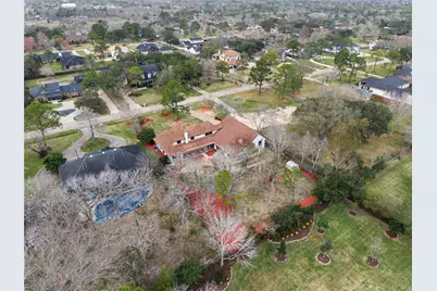 1205 Tall Pines Drive, Friendswood, TX 77546 - Photo 43