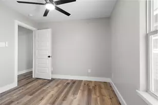 827 22nd St, San Leon, TX 77539 - Photo 13