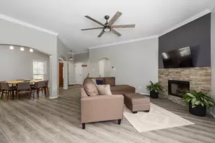 9919 Memorial Crossing Dr, Tomball, TX 77375 - Photo 13