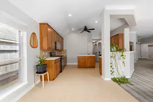 9919 Memorial Crossing Dr, Tomball, TX 77375 - Photo 15