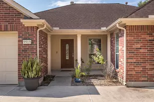 9919 Memorial Crossing Dr, Tomball, TX 77375 - Photo 3