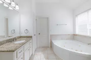 702 Asbury St, Houston, TX 77007 - Photo 23