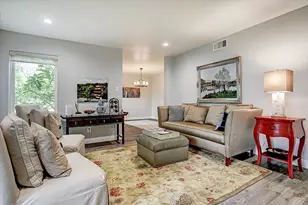 1101 Guinea Dr, Houston, TX 77055 - Photo 5