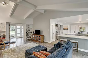 1101 Guinea Dr, Houston, TX 77055 - Photo 9