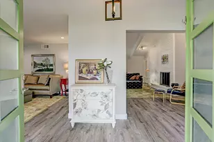 1101 Guinea Dr, Houston, TX 77055 - Photo 3