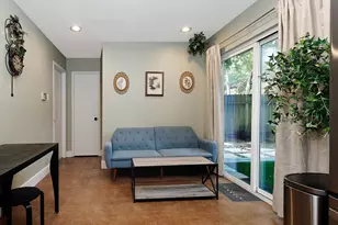 103 N Deerfoot Cir, The Woodlands, TX 77380 - Photo 9