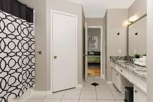 103 N Deerfoot Cir, The Woodlands, TX 77380 - Photo 17