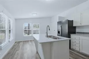 4484 Grand Oaks Dr, Willis, TX 77378 - Photo 9