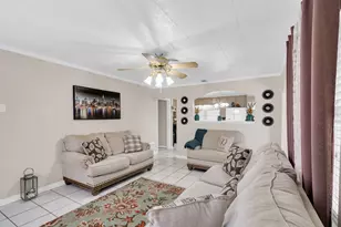 1912 Monroe Dr, Pasadena, TX 77502 - Photo 5