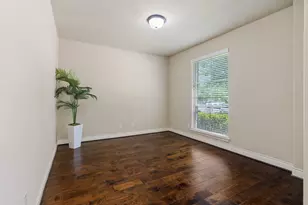 138 Meadow Run Dr, Conroe, TX 77384 - Photo 5