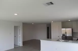 5203 Lake Trout Ln, Baytown, TX 77521 - Photo 7