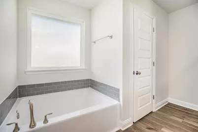 2433 Mar Vista Lane, Texas City, TX 77568 - Photo 9